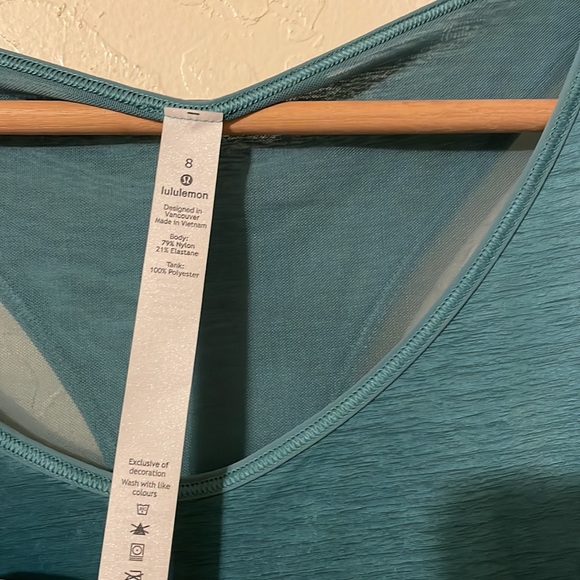 Lululemon shirt - Picture 3 of 6